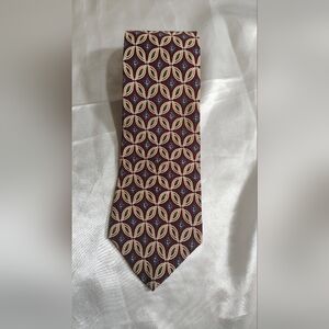 All Silk Made in the USA Elegant Patterned Men's Tie